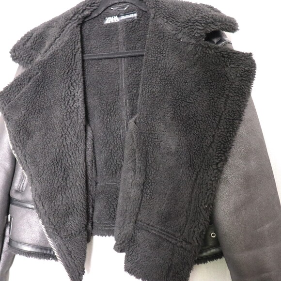 ZARA Aviator Biker Jacket Womens M Faux Leather Shearling Lined Moto Zip Black - Picture 8 of 16
